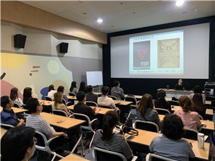 [중부교육지원청]학교 MZ와 함께 「영화 속 문학 산책」 인문학 아카데미 개최