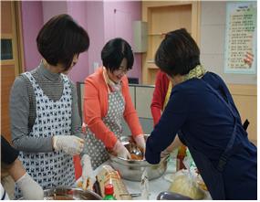 등서초] 맛있는 마늘고추장 담기 ㅣ초등학교 ㅣ서울교육소식 | 서울특별시 교육청
