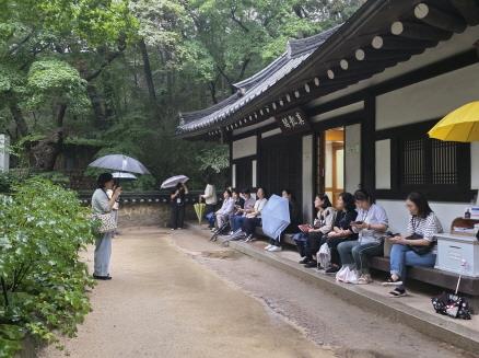 그림입니다.원본 그림의 이름: [크기변환]KakaoTalk_20250924_154524764_02.jpg원본 그림의 크기: 가로 438pixel, 세로 327pixel사진 찍은 날짜: 2025년 09월 24일 오후 3:40카메라 제조 업체 : samsung카메라 모델 : Galaxy S25 Ultra프로그램 이름 : S938NKSU1AYB3F-스톱 : 1.7노출 시간 : 83337/10000000초ISO 감도 : 66536노